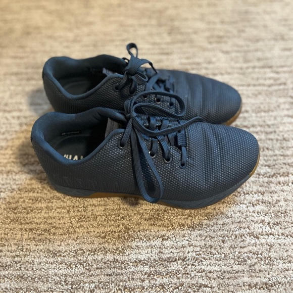 NOBULL women’s gum outwork training sneakers size 8.5 - Picture 1 of 5